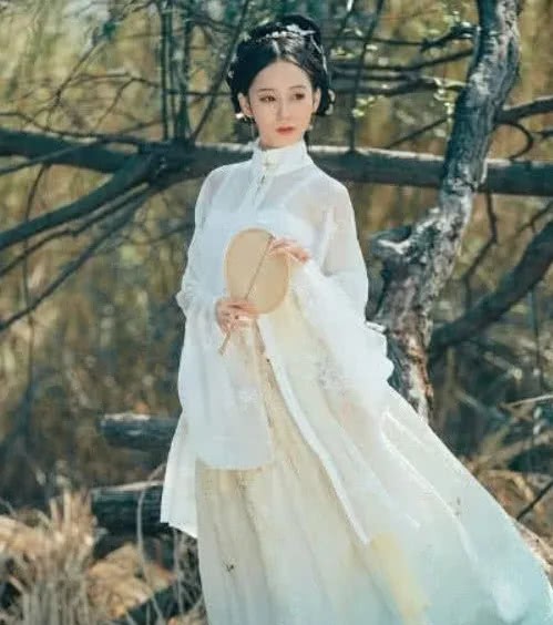 答案|趣味测试:你在古代是皇后、宠妃还是弃妃?选件汉服,测出答案!