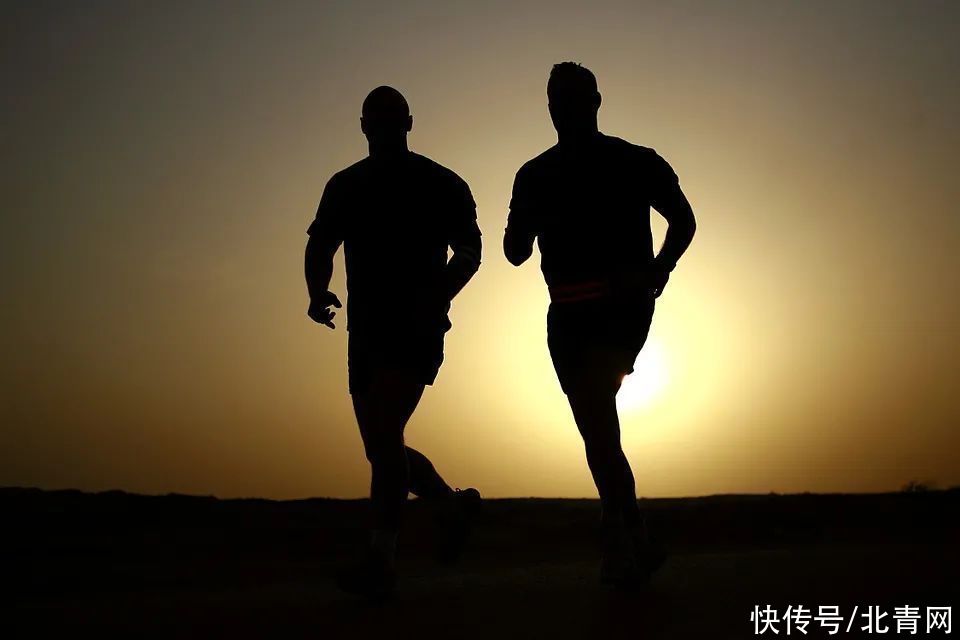 大意|身体异常出汗大意不得 这几种情况或是疾病征兆