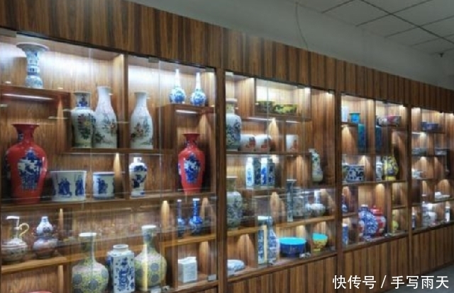 华侨收藏家继承遗产,发现数万圆明园文物,自费运回中国捐赠