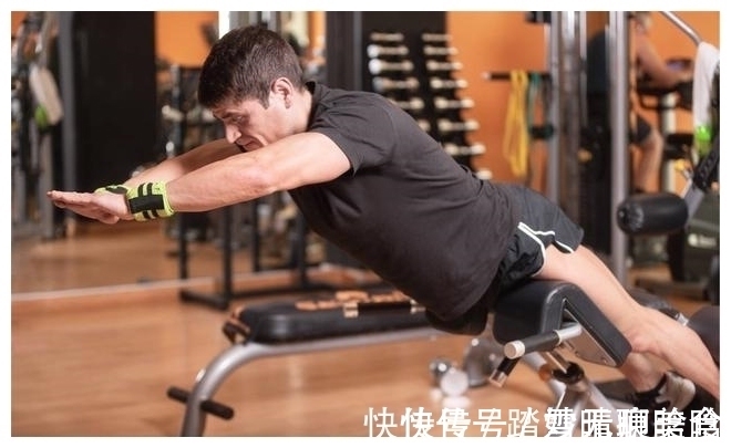 睡眠时间|男人如何保持年轻？日常坚持3件事，或能让衰老来得慢一点