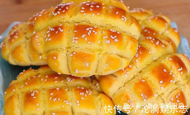 玉米面这样做真好吃，不用一滴油，降脂降压，越嚼越香，上桌就光