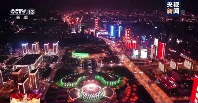 朱元璋|古船、荷花……全国多地绚丽灯光秀点亮牛年新春