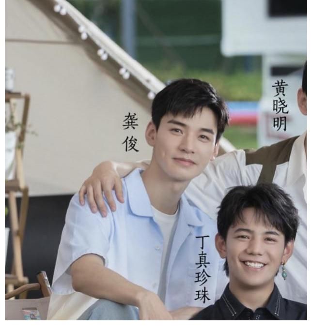 寧靜|《中餐廳5》官宣圖曝光：三男三女排三行，為了不炒CP太拼了