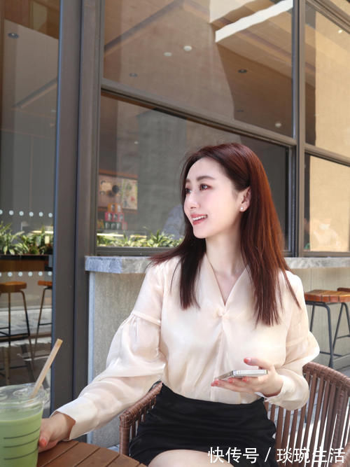 颜色|上班都穿什么,一身不超过三种颜色,轻松穿出通勤装的高级感