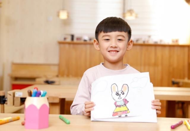 豆子|7岁孩子停止发育,提醒各位家长:孩子若有3种表现,多半积食了