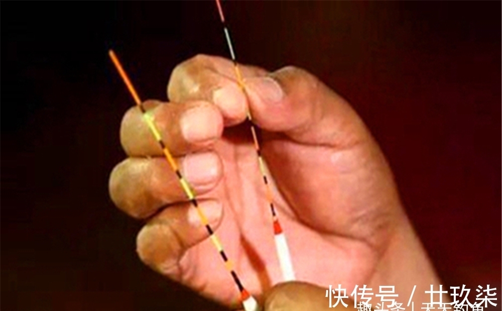 冬季钓鲫鱼，浮漂的选用原则，吃铅不是越小越好，漂尾越细越好！