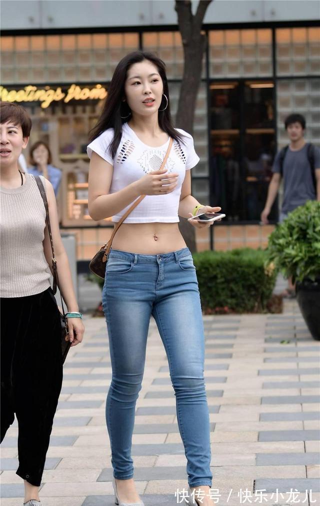 高腰|时尚低腰牛仔裤，配短款上衣，穿着清凉显瘦又自信大方