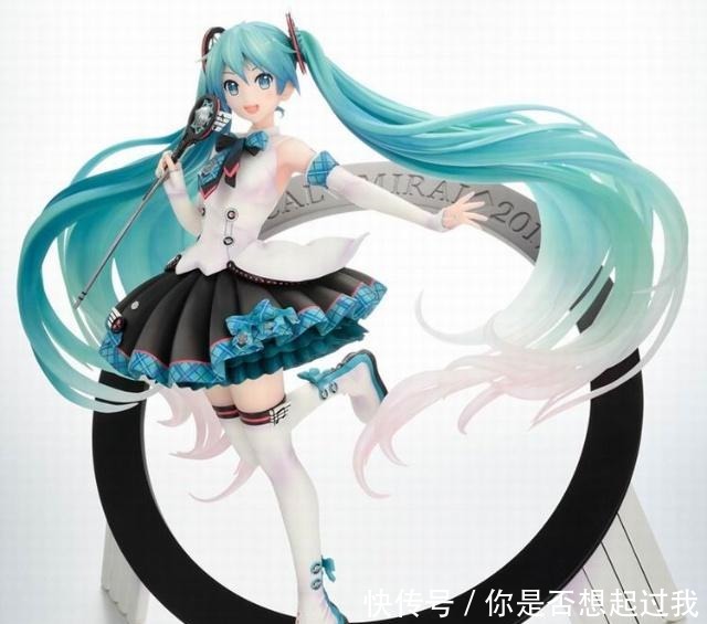 初音未来精美手办价值两万软妹币，网友说买的人估计是个傻子！