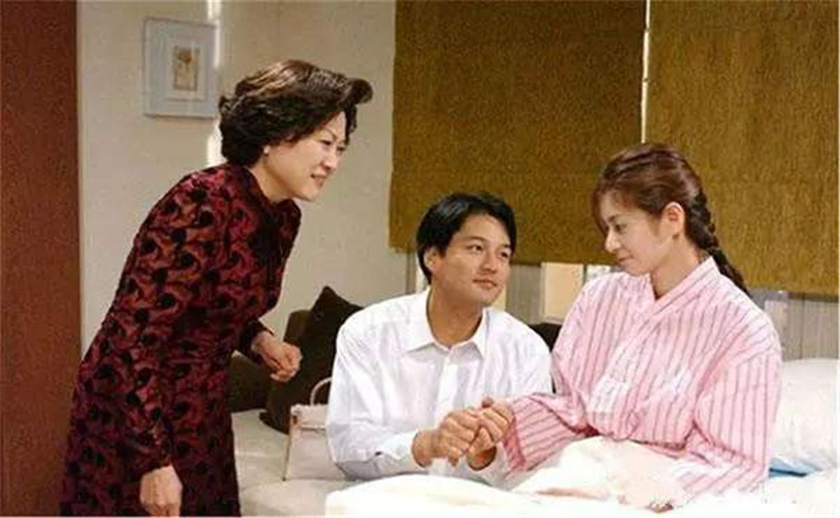 亲妈|“别让亲妈伺候月子”,95后宝妈说出心里话,过来人表示太真实