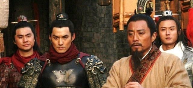 字字|李逵喝下毒酒后,才识破宋江的真实嘴脸,说出19个字,字字诛心!