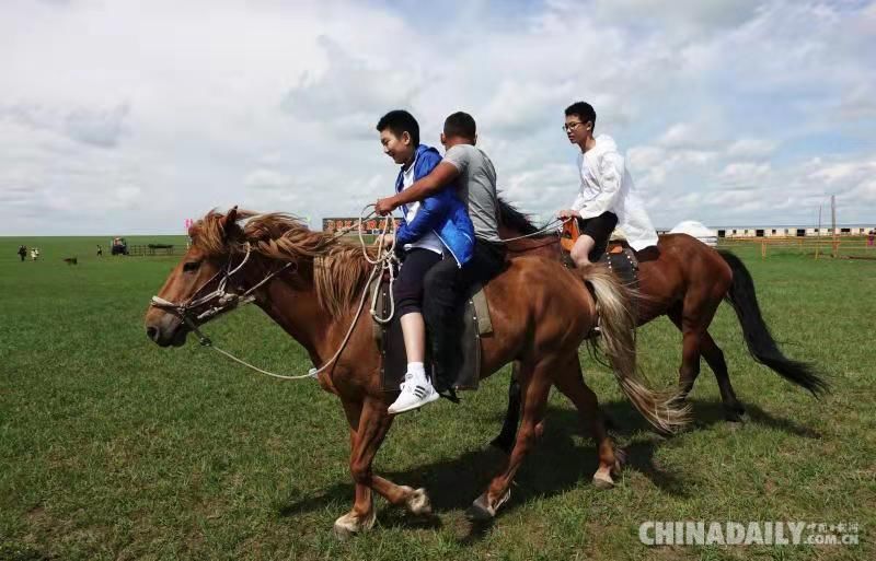 旅游|中国铁路沈阳局集团公司开行百趟进兴安盟避暑之旅专列