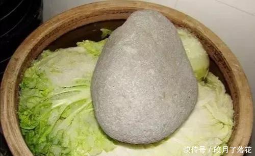 好吃|东北大酸菜怎么腌不烂掌握这几点做法,酸爽好吃