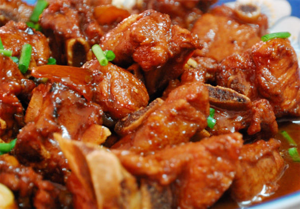 隔三差五给孩子做的滋补菜，色泽艳丽，营养爽口，吃着香身体棒