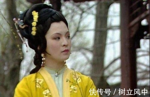 香菱@红楼梦:夏金桂撒泼打滚只求离婚!薛家做了三件亏心事不敢休妻