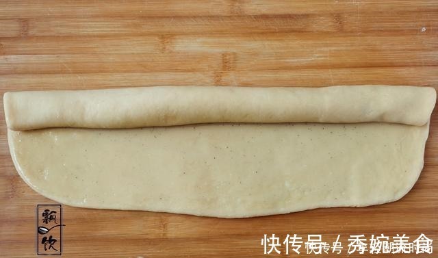 做烧饼别用水，这做法，皮酥里软，喷香，空口能吃撑，比面包都香