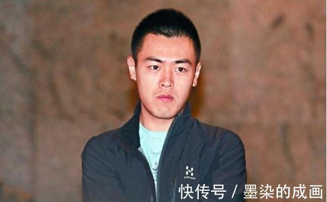 小伙上非誠勿擾稱很窮，女嘉賓全滅燈，他爸一出場全場后悔想哭