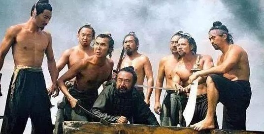 起义$方腊起义的时候只有八名将领,为什么可以杀掉大半的梁山英豪!