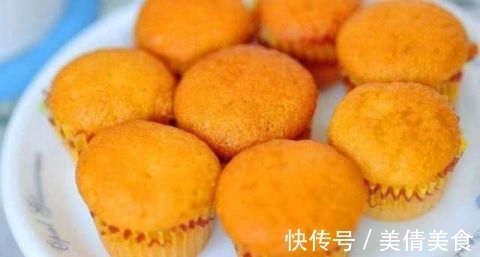 想吃鸡蛋糕不用买 自己在家也能做 只需简单3步