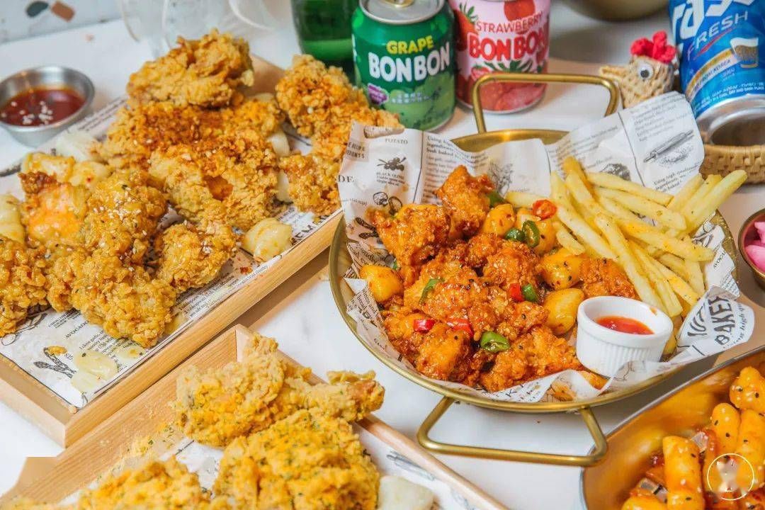 甲状腺激素|女网红直播时晕倒，确诊甲状腺癌，医生：3物经常吃，甲状腺或“烂如渔网”