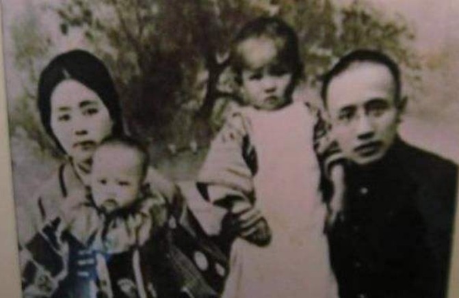 中国|被郭沫若抛弃的日本老婆,为抚养5个孩子打苦工,死后葬在中国