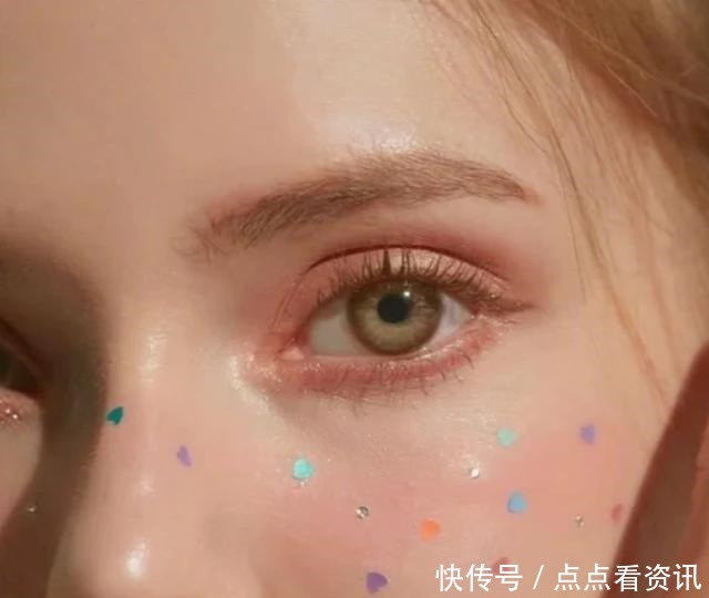 眼距|眼睛有这3个标志的女生,天生自带“眼妆效果”,不怕找不到男友