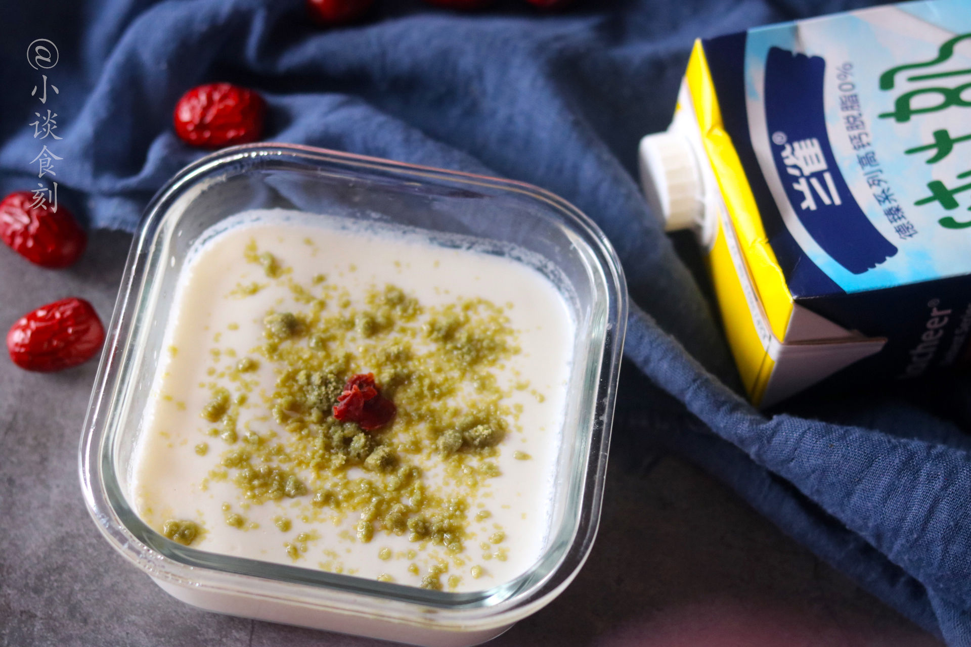 家里有牛奶的，教你做一道“宫廷小吃”，软嫩鲜甜，孩子特别爱吃