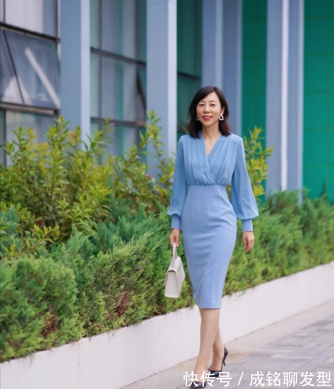 衣柜|中年女人穿衣要“简而精”,学学这位博主的穿搭,优雅知性有品位