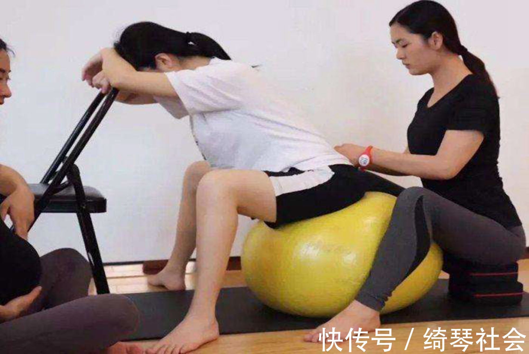 睡眠质量|孕期禁忌月月不同,这些“蠢事”别再犯了,不利于宝宝发育