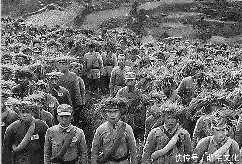 机枪|抗战老照片：第二张是日本鬼子边三轮摩托车，别被抗日神剧骗了！