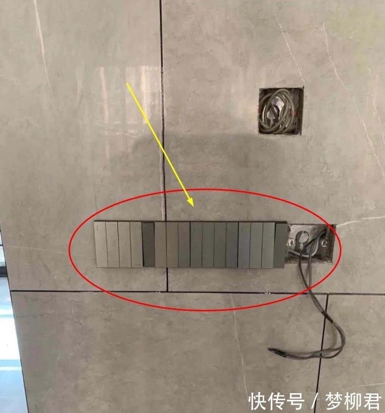 底盒|以前不懂,开关插座“做一排”!其实早该这样做,好看实用又高级