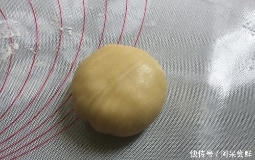 油酥|中秋月饼不用买了,教你月饼做法,一看就会,干净卫生又好吃