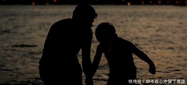 男童|5岁男童轻松倒车入库,爸爸为其购置几十辆“豪车”,网友:车神