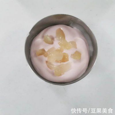 慕斯|玫瑰荔枝镜面冻芝士，mini一个，少少负担