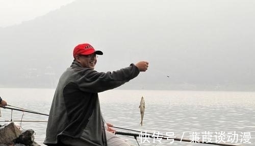 蚯蚓经过这样简单加工,垂钓效果是真的好!