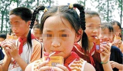 孩子|7岁男孩天天喝牛奶,效果却不明显送去检查,医生确定是牛奶