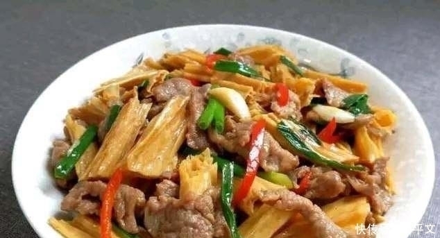 家人|晚饭做几道菜,美味可口,简单又健康,家人吃的开心