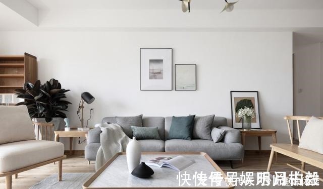 客厅|220㎡原木风设计,4室2厅3卫,一进门,就被客厅迷住了!