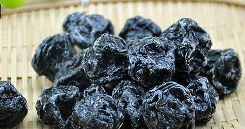 黄心菜|聪明女性爱吃3种食物，每天吃一盘，补益气血，抗衰老，好处多多