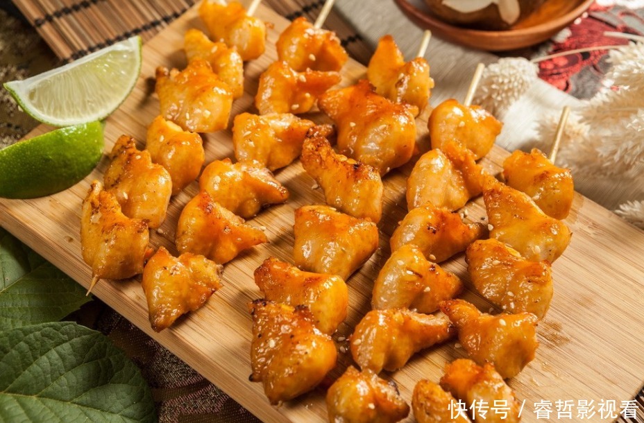 爱吃鸡肉的看看,4个部位没营养没好处,尽量别吃,但很多人爱吃