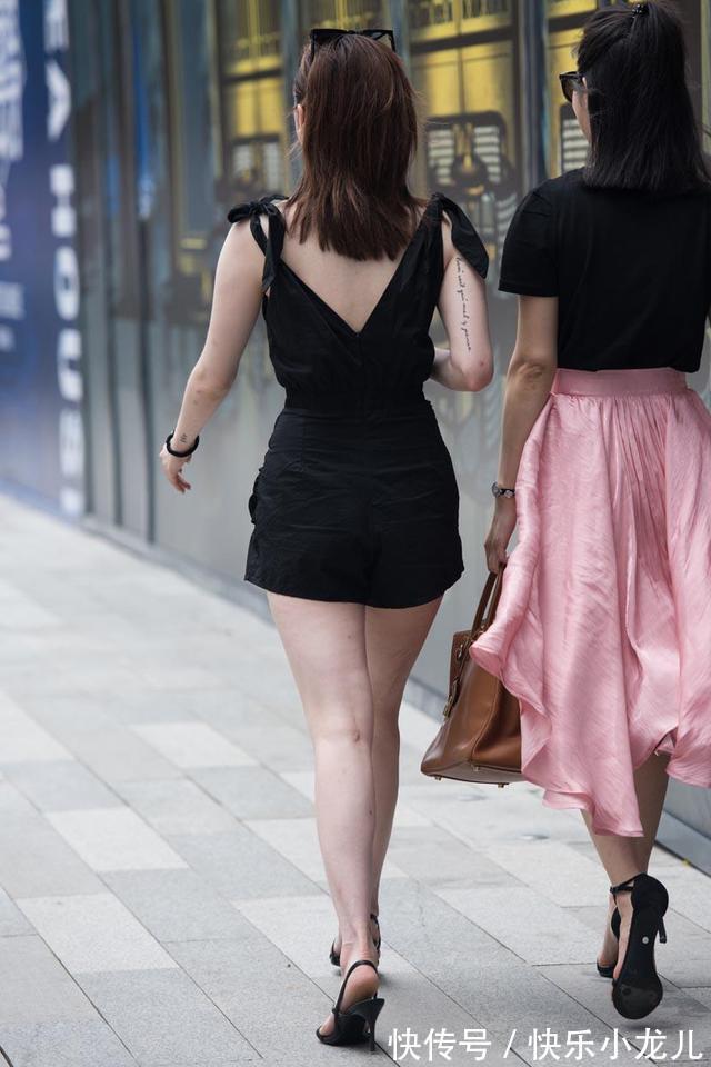 t恤衫|V领搭肩墨染西装连体裙,更显年轻时尚气质,彰显出独特的风格