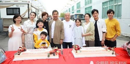 张国立回复网友评论太真实,乍一看还以为是骂人,老年艺人脑回路不一般