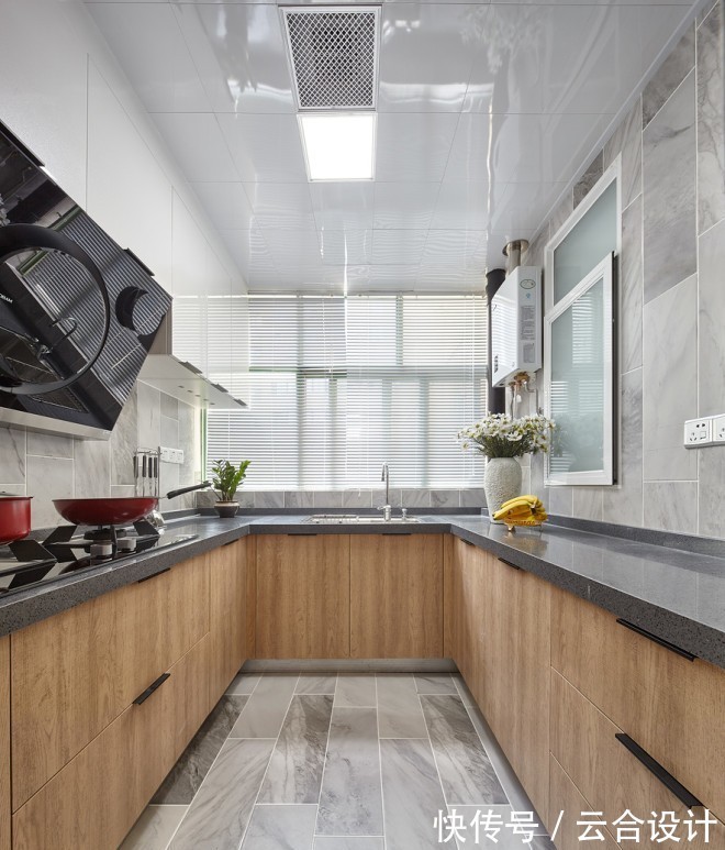 搭配|云合设计——100多㎡大平层,低价装出高档次,接下我的膝盖!