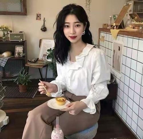 直发和卷发哪个更适合你？关键看这3点，就能轻松提升气质和颜值