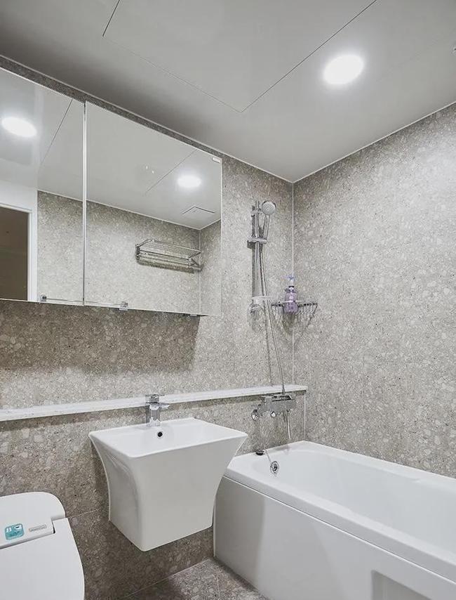 儿子|为儿子结婚,老两口重装114㎡,在配色上下功夫,前后像换了套房