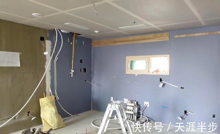 置物架|套内74㎡的样板间,买来做一家三口的新房!双L型的柜体,超可爱