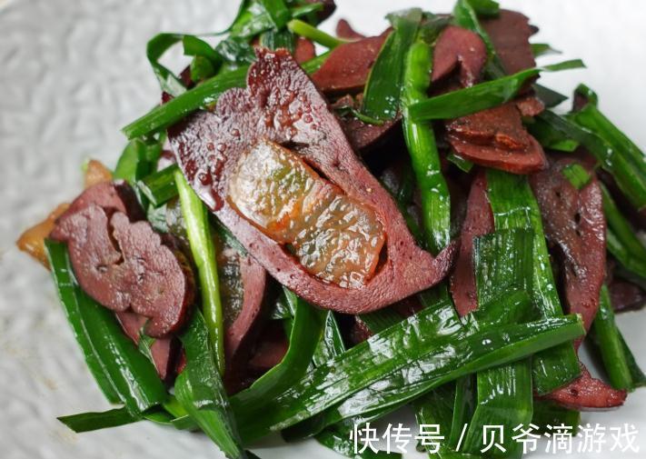 晒晒老公做的下饭菜，食材稀罕不常见，简单一炒端上桌，越嚼越香