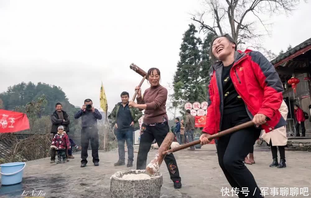 湘西年味:打年粑
