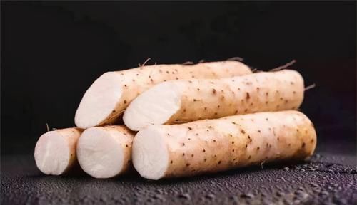  不妨|女性不想显老，不妨多吃3种美食物，排毒养颜，皮肤更光滑！