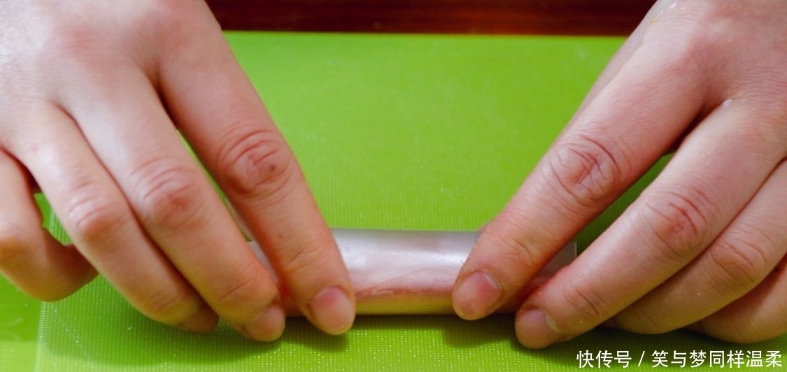 除夕夜吃年夜饭，做一道不一样的菜，吃着很香，家宴待客用得上