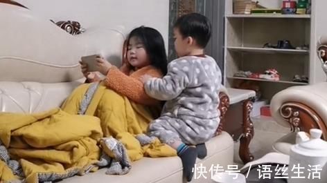 王女士|'鬼才舅舅'带娃火了,为打游戏'封印'外甥女,宝宝表情亮了